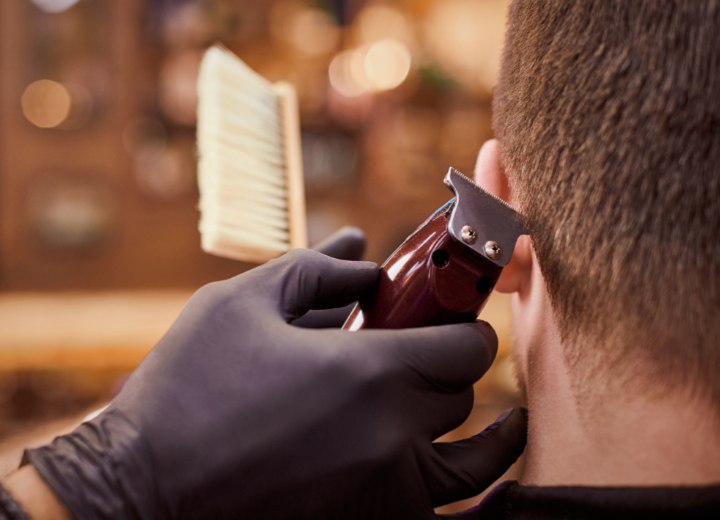 Präzises Haareschneiden mit Haarschneidemaschinen