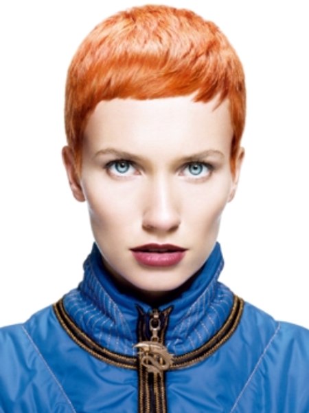 Annie Lenox Look