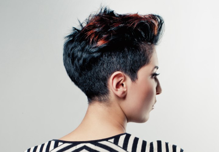 Kurze Haarschnitt mit Undercut