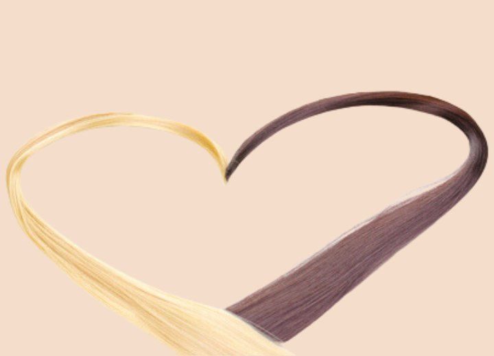 Braune und blonde Haarsträhnen