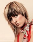 Frisur mit Zweiton Farbe